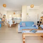 Downtown House With Seaview Near To The