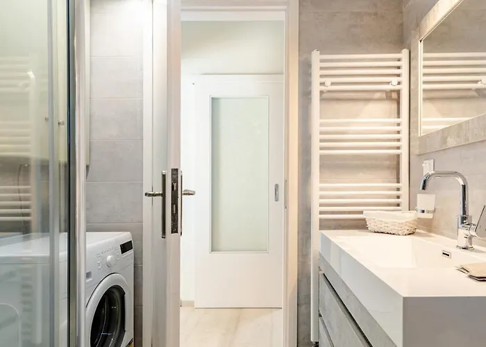 아파트 Downtown House With Seaview Near To The