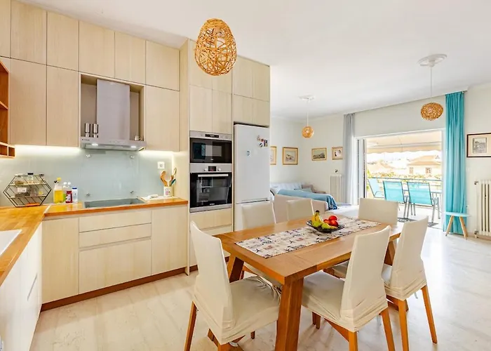 Apartment Downtown House With Seaview Near To The *